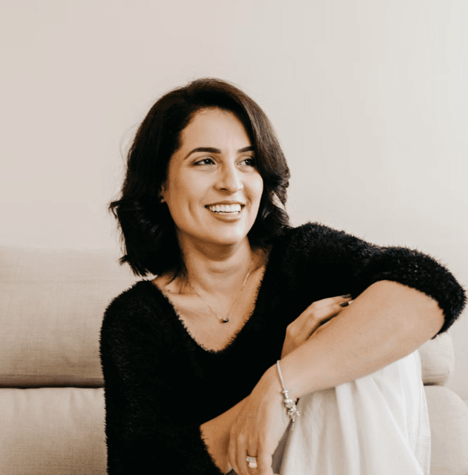 Rebeca, Mom of 3